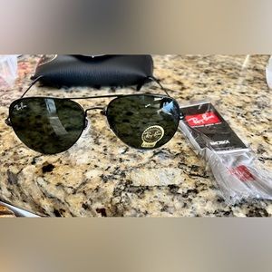 Aviator total black sunglasses